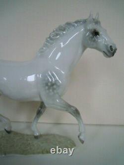 12 HUTSCHENREUTHER-ROSENTHAL THOROUGHBRED HORSE JAZDA PORCELAIN FIGURINE Werner