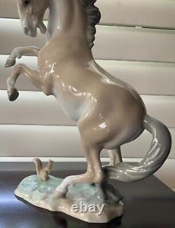 1965 Lladro Nao horse and Squirrel Porcelin Figurine