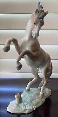 1965 Lladro Nao horse and Squirrel Porcelin Figurine