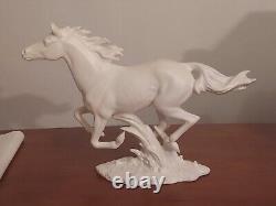 1972 GOEBEL W Germany RUNNING HORSE Porcelain 12 WHITE BEAUTY Figurine 3230227