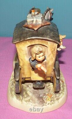 1997 Goebel Hummel Fond Good-bye Figurine, Hum #660 Horse & Carriage