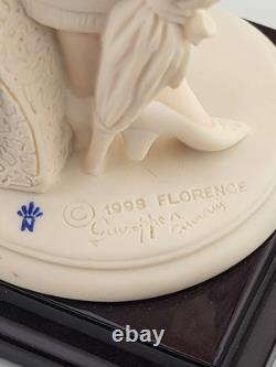 2 Giuseppe Armani Horse Woman & Reina Figurine Florence Italy 10 Capodimonte