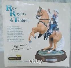 2002-2005 Breyer Gallery LE Roy Rogers & Trigger Porcelain Wood Base COA