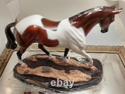 2003 Breyer Connoisseur Tenacious 90126 LE 350 Bay Pinto COA Porcelain Wood Base