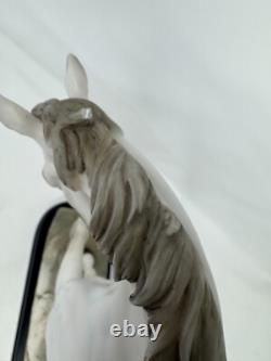 2003 Spring White Porcelain Horse Figurine Statue on Base Elegant Collectible