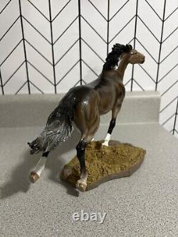 2009 Charging Courage Horse Sculpture Thunder Spirits Collection 8.5 X 12