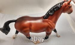 2012 Breyerfest Breyer Killarney Porcelain 711144 1 of 400 LE Light Bay Store Sp
