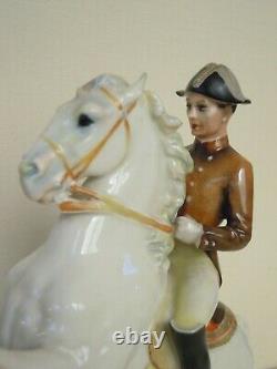 8 HUTSCHENREUTHER-ROSENTHAL Dressage rider Lipizzaner Horse Porcelain figurine