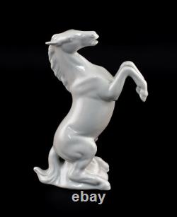9942878-d Porcelain Figurine Rearing Horse White Wagner & Apel H17cm