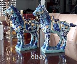 A pair Chinese porcelain B/W Large horse figurines chinoiserie