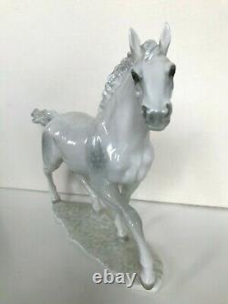 ART DECO HUTSCHENREUTHER PORZELLAN FIGUR PFERD JAZDA horse porcelain figurine