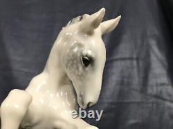 ART DECO HUTSCHENREUTHER-ROSENTHAL FOAL HORSE PORCELAIN FIGURINE by ACHTZIGER