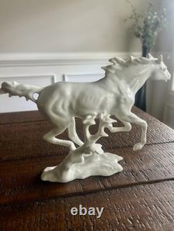 Alka Kunst Bavaria Porcelain Galloping Running Horse Figurine Bochmann 388