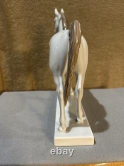 B & G White Arabian Horse # 2271 HE Porcelain Pre- Owned