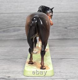 Beswick England Mare & Foal Horse Porcelain 1811 Figurine Brown & Bay READ