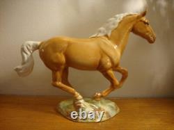 Beswick Galloping Palomino Horse Pony 1374 Excellent Condition