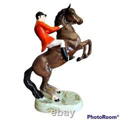 Beswick Huntsman on Rearing Horse No 868, foxhunting figurine