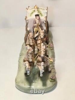 Capodimonte Amani Porcelain Horse Drawn Royal Carriage Rare withN stamp near-mint