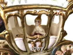 Capodimonte Armani Porcelain Horse Drawn Royal Carriage Rare withN Stamp Near Mint
