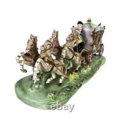 Capodimonte Armani Porcelain Horse Drawn Royal Carriage Rare withN Stamp Near Mint