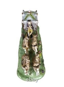 Capodimonte Armani Porcelain Horse Drawn Royal Carriage Rare withN Stamp Near Mint