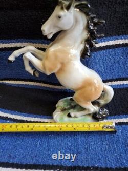 Capodimonte Rearing Porcelain Stallion / Horse Works Of Art