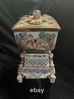 Capodimonte Vintage Porcelain Horse With Carriage