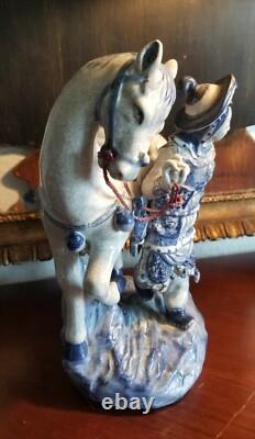 Chinese Very collectible ORIENTAL BOMBAY BLUE WHITE PORCELAIN statue Man & Horse