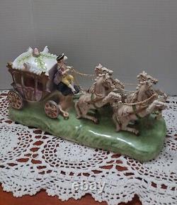 Cinderella Horses & Carriage Capodimonte Italy N2166 Porcelain Blue Crown Mark