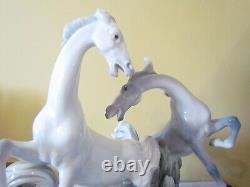 ELABORATE LLADRO # 1021 HORSE'S GROUP 3 LARGE WILD STALLIONS/MINT withO. BOX