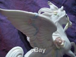 ENESCO Porcelain fantasy Wing Horse Unicorn santiago Statue Figurine PEGASUS