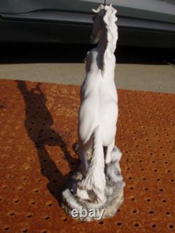 FRANKLIN MINT SILVER WHITE STALLION HORSE PAMELA Du BOULAY PORCELAIN 1991