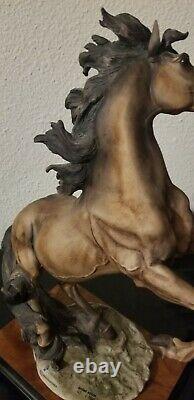 Florence Giuseppe Armani RAMPANT HORSE Porcelain Ltd Edition Low number figurine