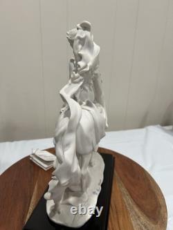 Florence by Giuseppe Armani Porcelain Figurine Woman on Horse Hand Painted 1985