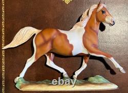 Franklin Mint Misty of Chincoteague Pinto Horse Statue by Pamela Du Boulay