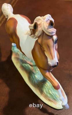 Franklin Mint Misty of Chincoteague Pinto Horse Statue by Pamela Du Boulay