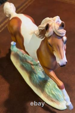 Franklin Mint Misty of Chincoteague Pinto Horse Statue by Pamela Du Boulay