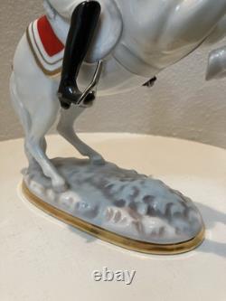 GEROLD-PORZELLAN #7083-VIENNA RIDING SCHOOL HORSE & RIDER-Lot M29