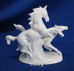 Gdr German Democratic Republic White Porcelain Horse Figurine