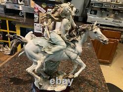 Giuseppe Armani Florance Figurine Liberty Lady with Horse 903C Limited Edition