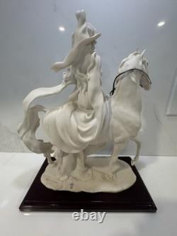 Giuseppe Armani Florence Figurine 1985 Lady On Horse 100% Authentic
