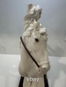 Giuseppe Armani Florence Figurine 1985 Lady On Horse 100% Authentic