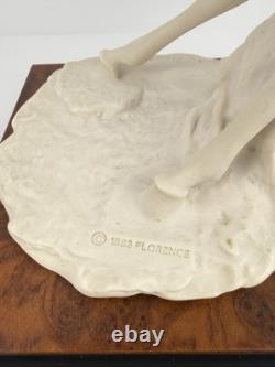 Giuseppe Armani Florence Rearing Horse 0551-A Porcelain Figurine Italy 1982