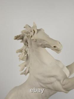 Giuseppe Armani Florence Rearing Horse 0551-A Porcelain Figurine Italy 1982