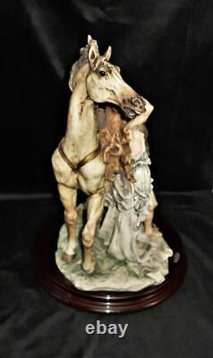 Giuseppe Armani Porcelain Figurine ARTEMIS 126-C LE 1188/5000 Lady with Horse