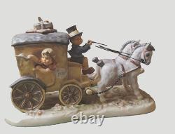 Goebel Hummel Fond Goodbye 660 Figurine Mint in Box with COA