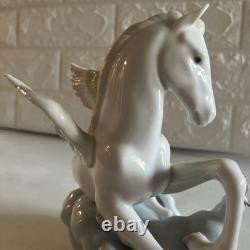 Gorgeous Vtg Lladró Figurine Winged Companions Pegasus With bird EUC