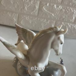 Gorgeous Vtg Lladró Figurine Winged Companions Pegasus With bird EUC