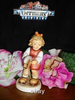 HUMMEL FIGURINE 2043/A Just Horsing Around Hobby Horse + Help Decorate Scape Box