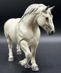 Hagen Renaker Percheron Draft Crusader Ceramic Horse 8 Figure READ REPAIRED